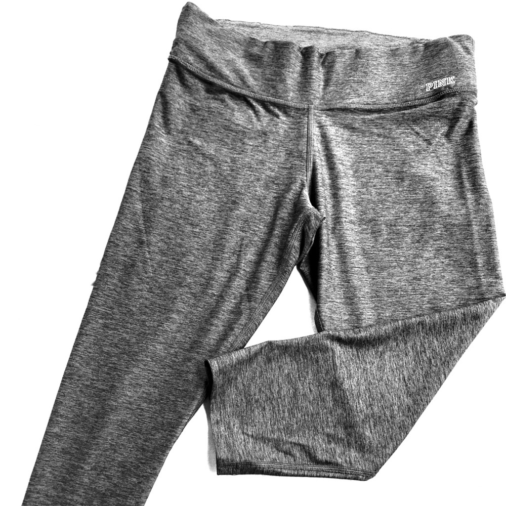 PINK Victoria’s Secret Ultimate Yoga Legging